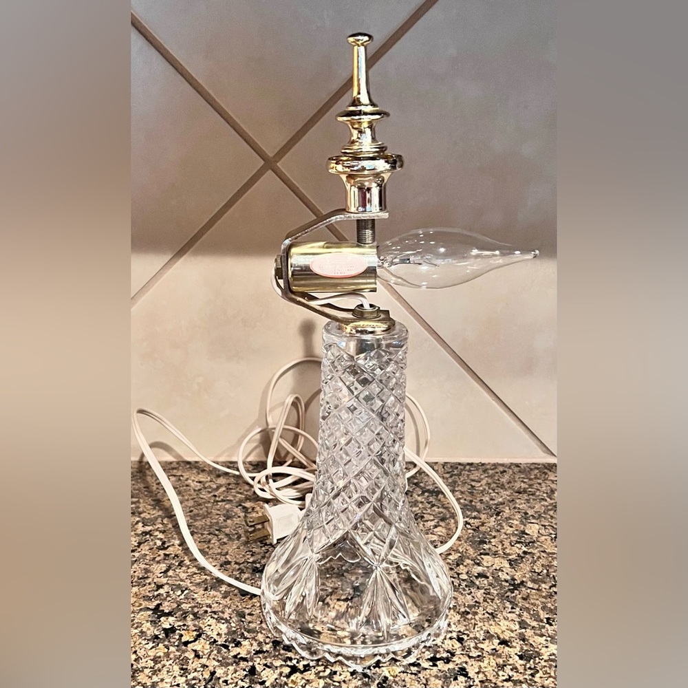 Vintage Underwriters Laboratories Cut Crystal Glass Potable Lamp